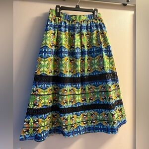 Sam Edelman Parrot Print Skirt Colorful Bird Black Crochet Lace Trim Insert Sz 2